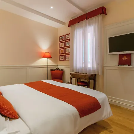 Casa Miramonte ゲストハウス 4*