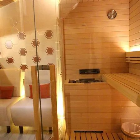 Casa Miramonte Guest house